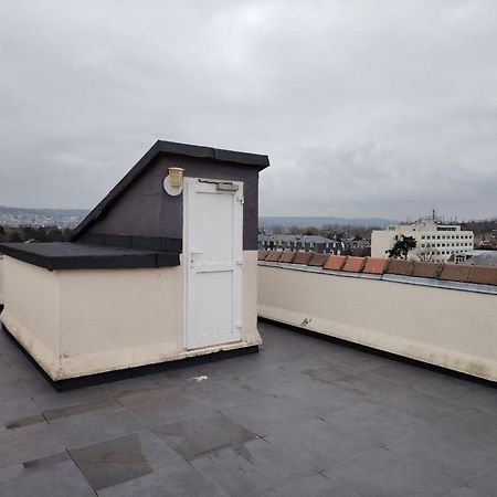 Appartement 3 Chambres Avec Roof Top A 5 Mn De La Plage Довил Екстериор снимка