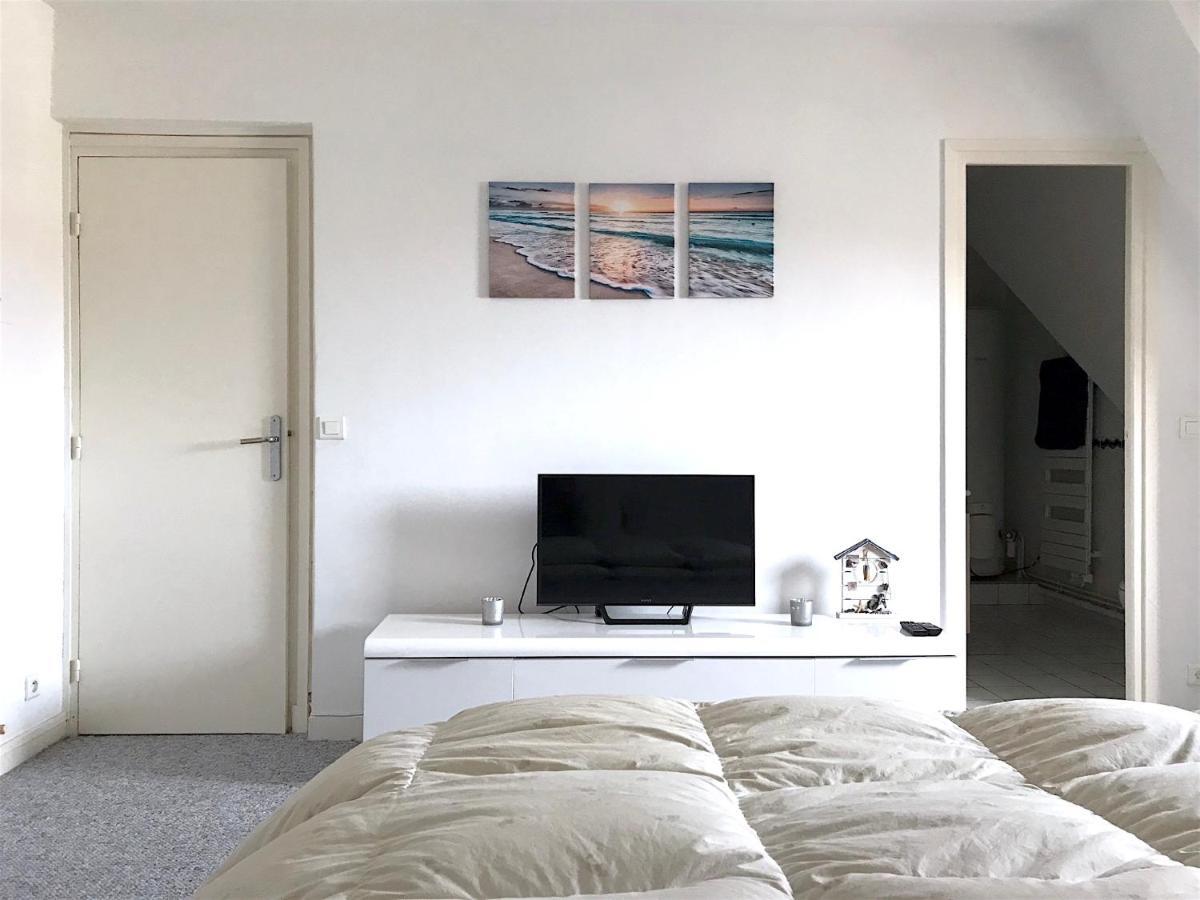 Appartement 3 Chambres Avec Roof Top A 5 Mn De La Plage Довил Екстериор снимка