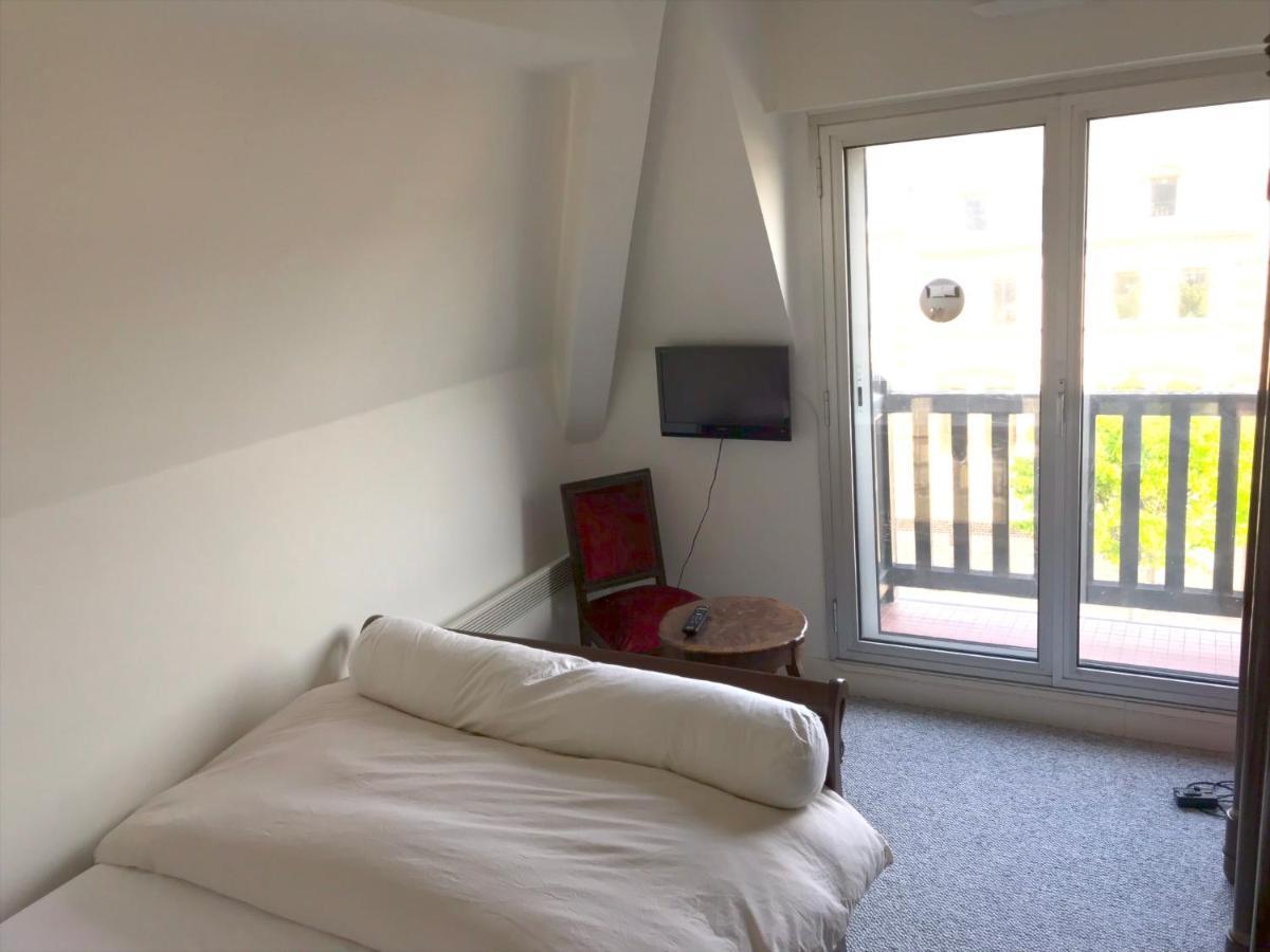 Appartement 3 Chambres Avec Roof Top A 5 Mn De La Plage Довил Екстериор снимка