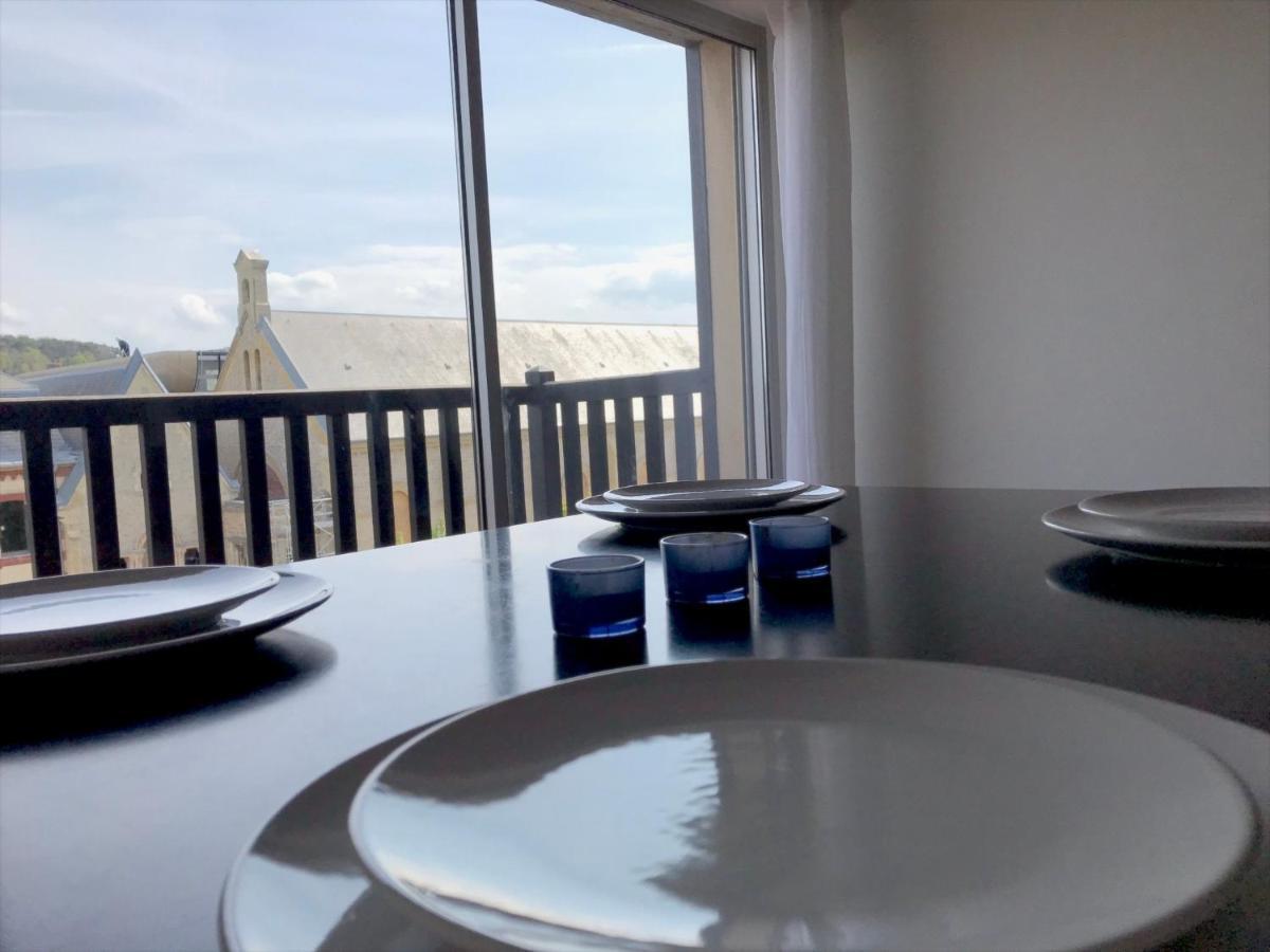 Appartement 3 Chambres Avec Roof Top A 5 Mn De La Plage Довил Екстериор снимка
