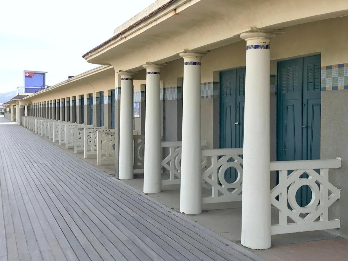 Appartement 3 Chambres Avec Roof Top A 5 Mn De La Plage Довил Екстериор снимка